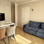 Apartment літературна, фонтан, аркадія
